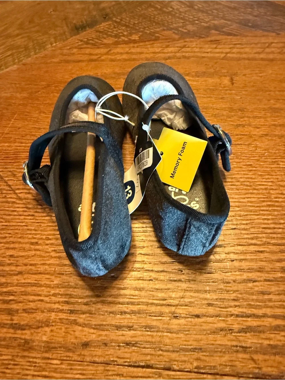 Cat & Jack Black Velvet Mary Jane Flats with Strap sz 13